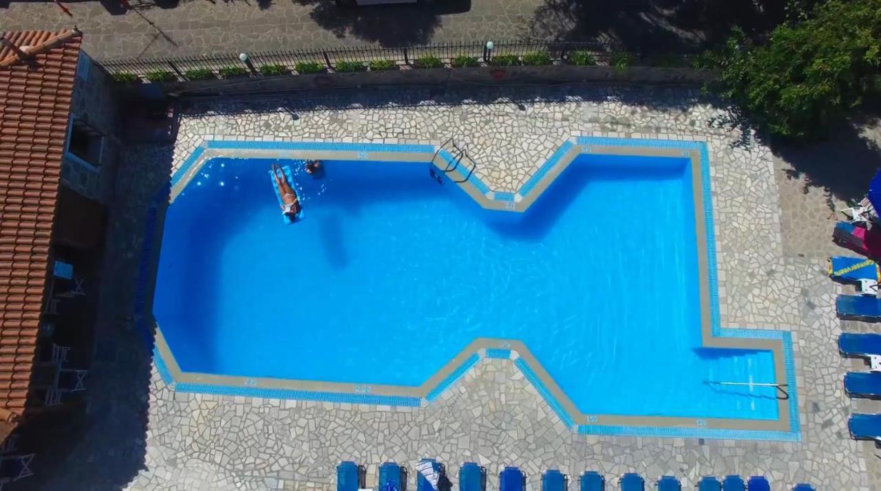 Blue Sky Hotel - Petra - Lesvos - Greece Bagian luar foto