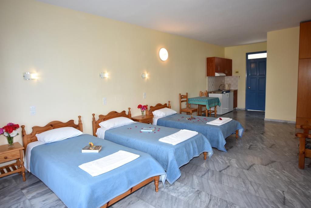 Blue Sky Hotel - Petra - Lesvos - Greece Bagian luar foto