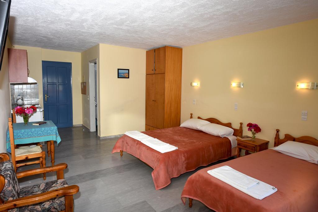 Blue Sky Hotel - Petra - Lesvos - Greece Bagian luar foto