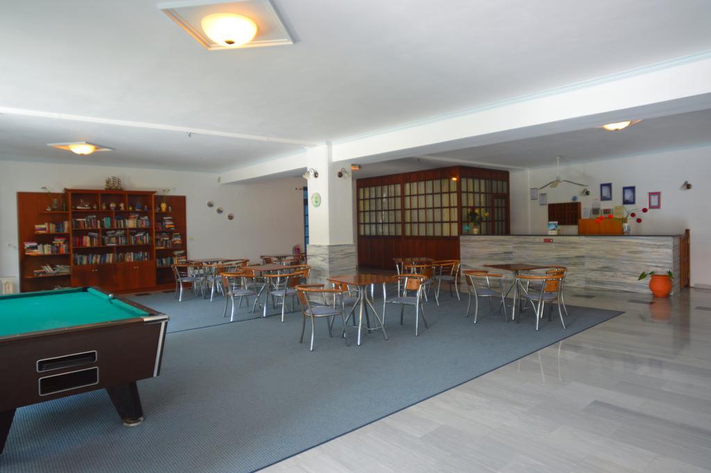 Blue Sky Hotel - Petra - Lesvos - Greece Bagian luar foto