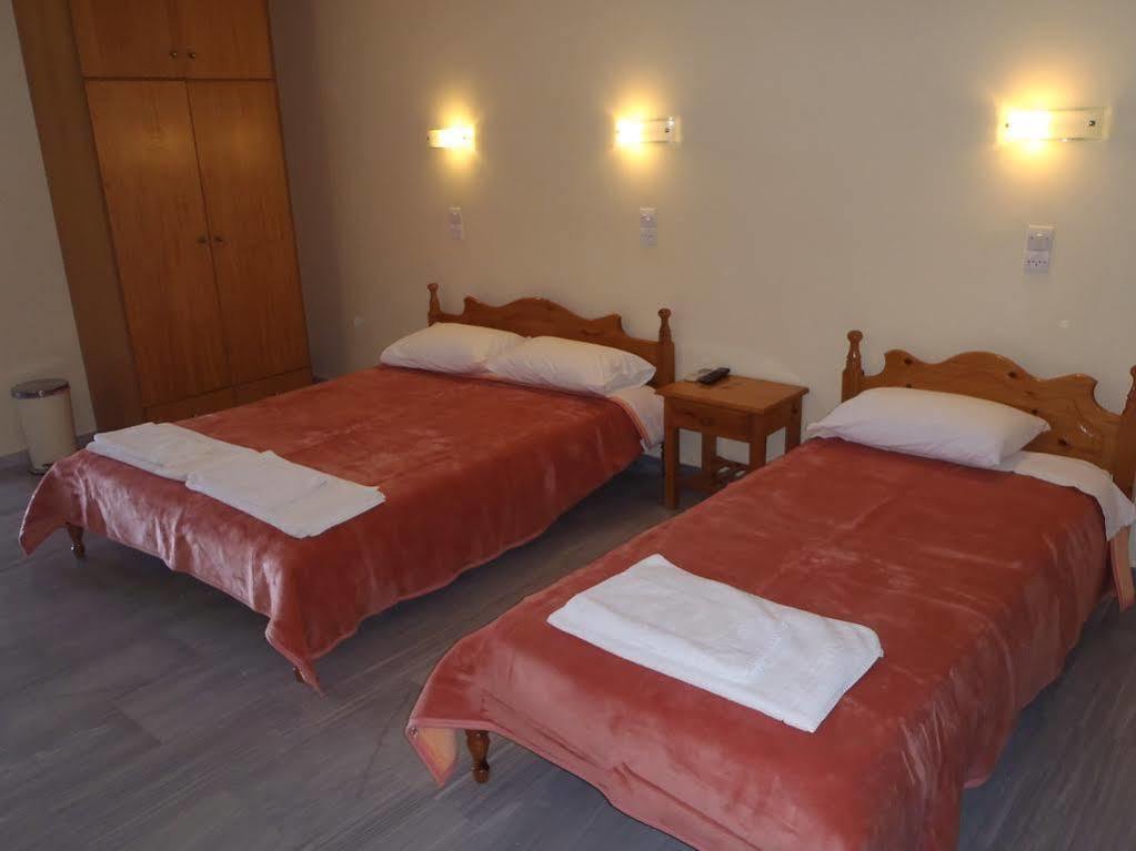 Blue Sky Hotel - Petra - Lesvos - Greece Bagian luar foto