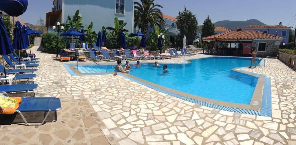 Blue Sky Hotel - Petra - Lesvos - Greece Bagian luar foto